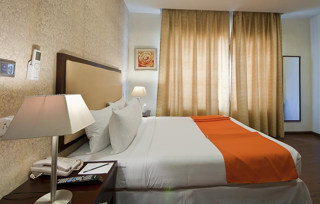 The Place Gurugram, A Member Of Radisson Individuals Hotel Gurgaon Room photo